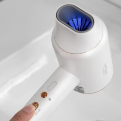 PostQuam Veloce Ionic Blue W professional hair dryer